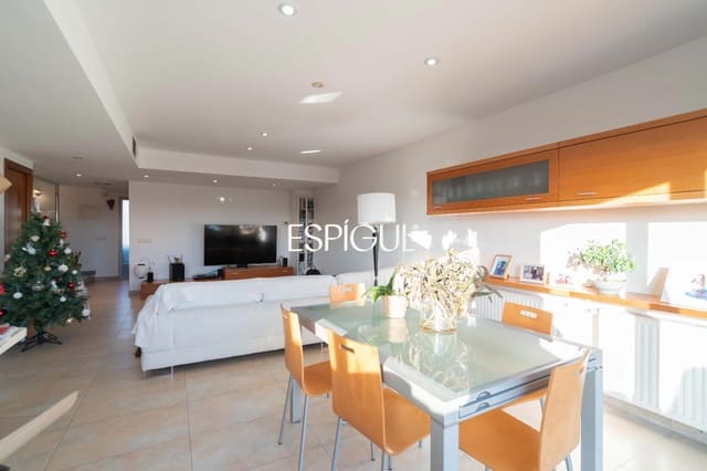 5 chambre Villa/Maison à vendre à Fornells de la Selva avec piscine garage - 785 000 € (Ref: 10015983)