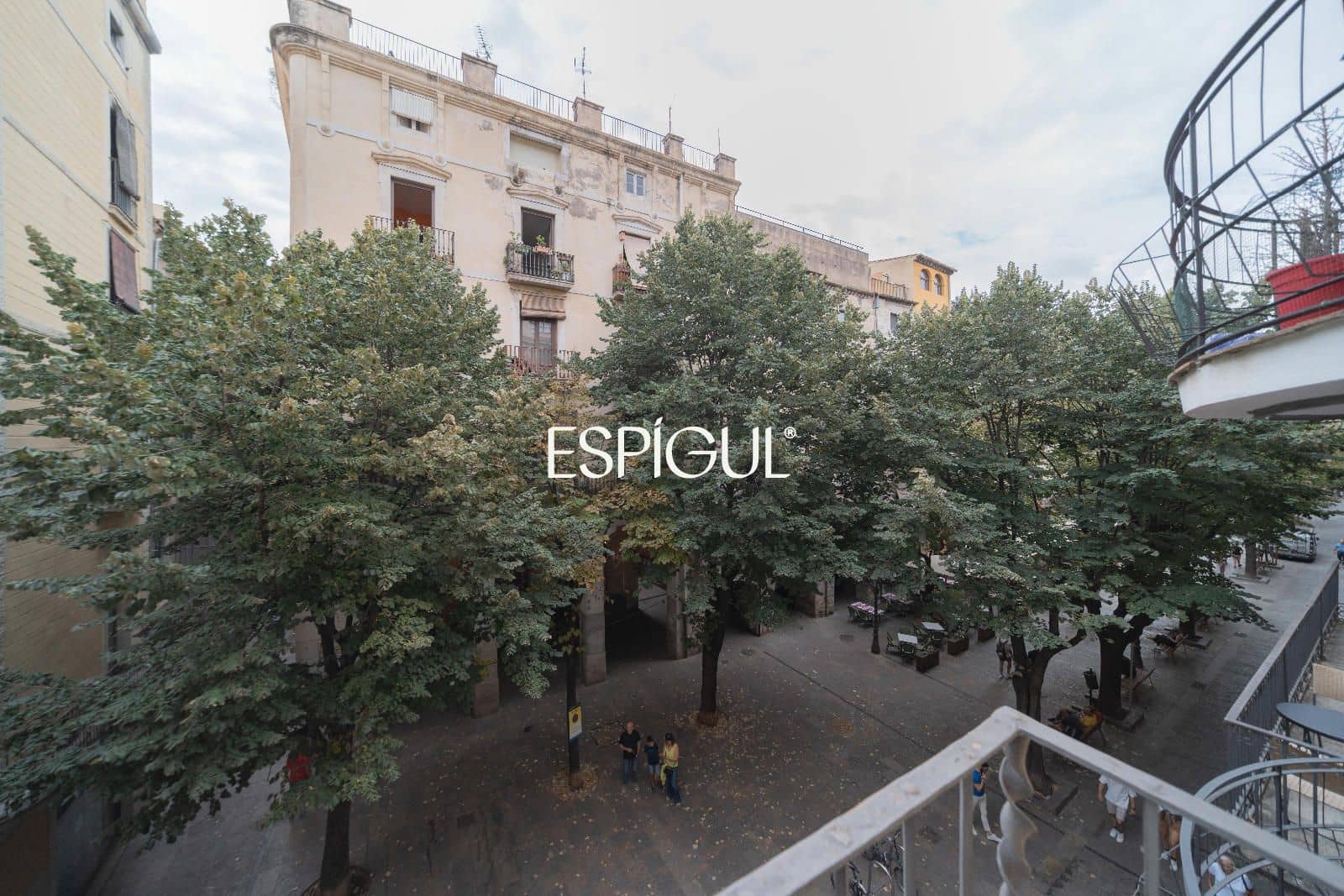 Restaurang/Bar till salu i Girona stad - 1 950 000 € (Ref: 10015984)