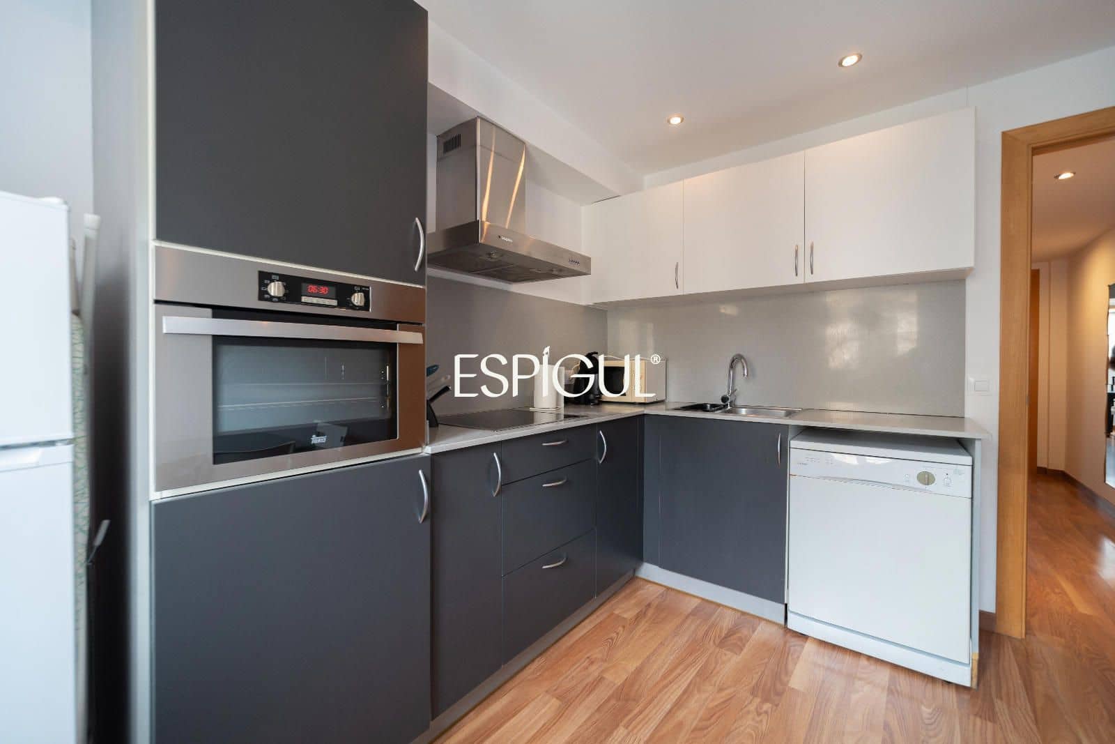 Restaurang/Bar till salu i Girona stad - 1 950 000 € (Ref: 10015984)