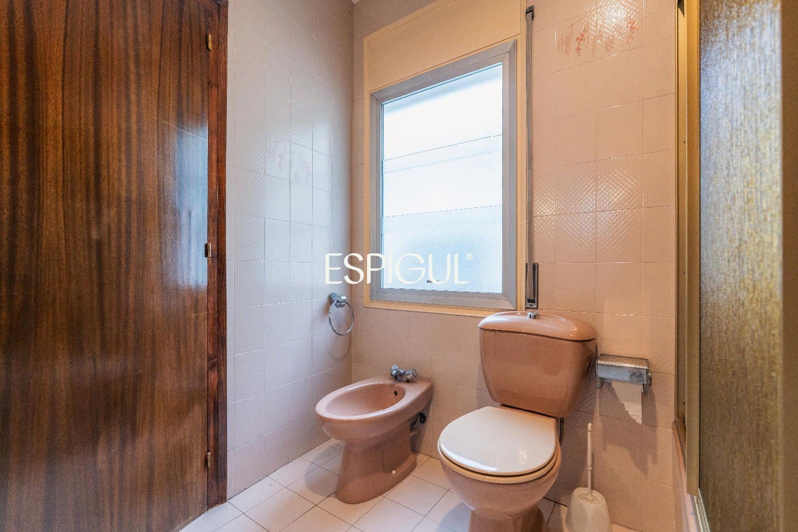 7 bedroom Townhouse for sale in Riudarenes with garage - € 325,000 (Ref: 10015985)