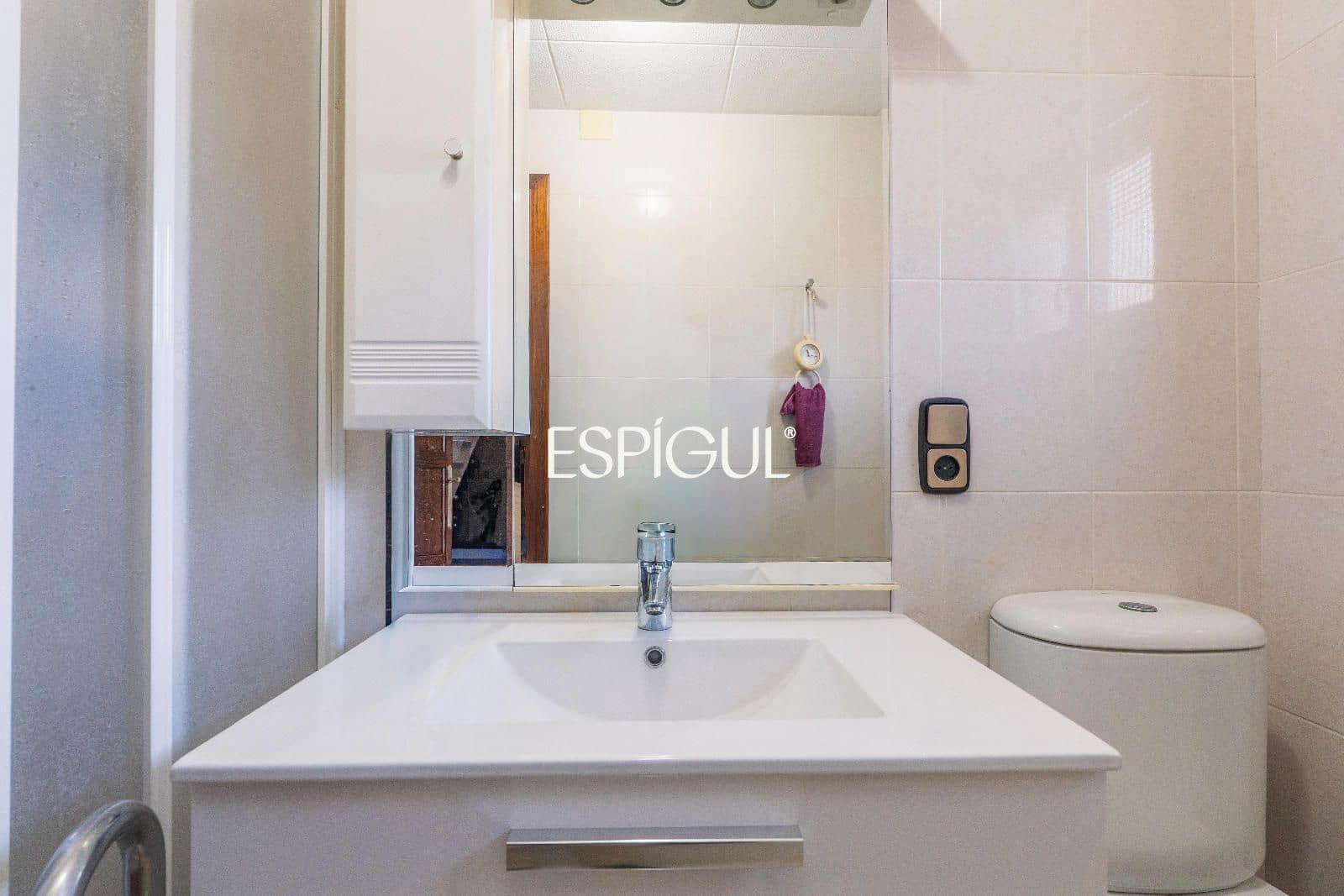 7 bedroom Townhouse for sale in Riudarenes with garage - € 325,000 (Ref: 10015985)