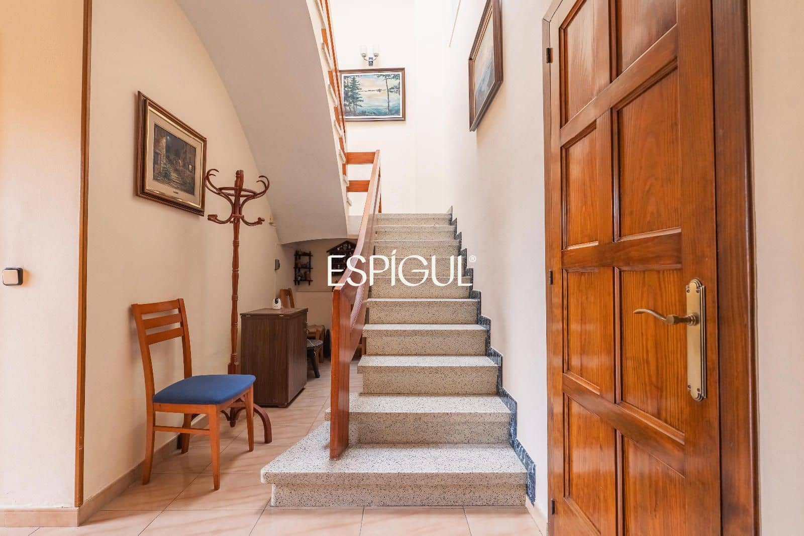 7 bedroom Townhouse for sale in Riudarenes with garage - € 325,000 (Ref: 10015985)