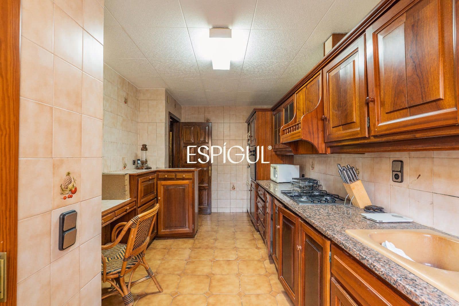7 bedroom Townhouse for sale in Riudarenes with garage - € 325,000 (Ref: 10015985)