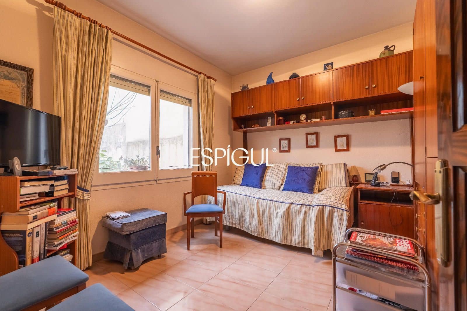 7 bedroom Townhouse for sale in Riudarenes with garage - € 325,000 (Ref: 10015985)
