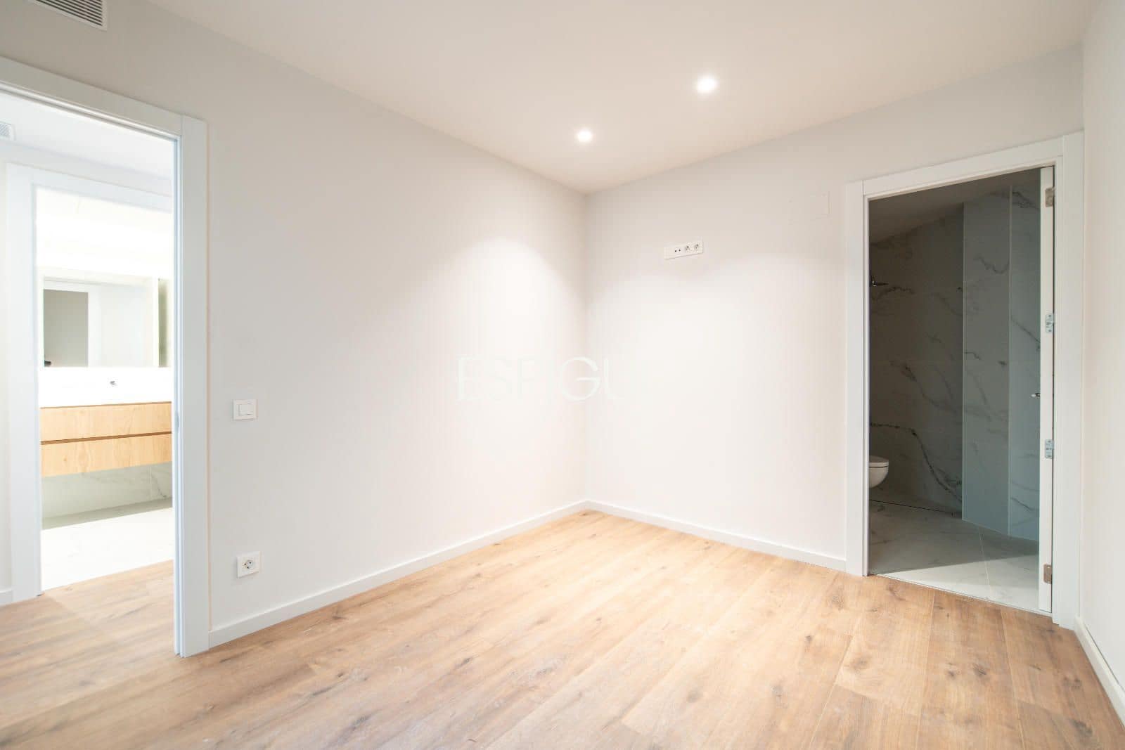 Ático de 7 habitaciones en Girona ciudad en venta con garaje - 1.200.000 € (Ref: 10015986)