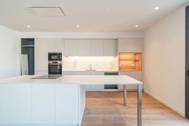 Ático de 7 habitaciones en Girona ciudad en venta con garaje - 1.200.000 € (Ref: 10015986)