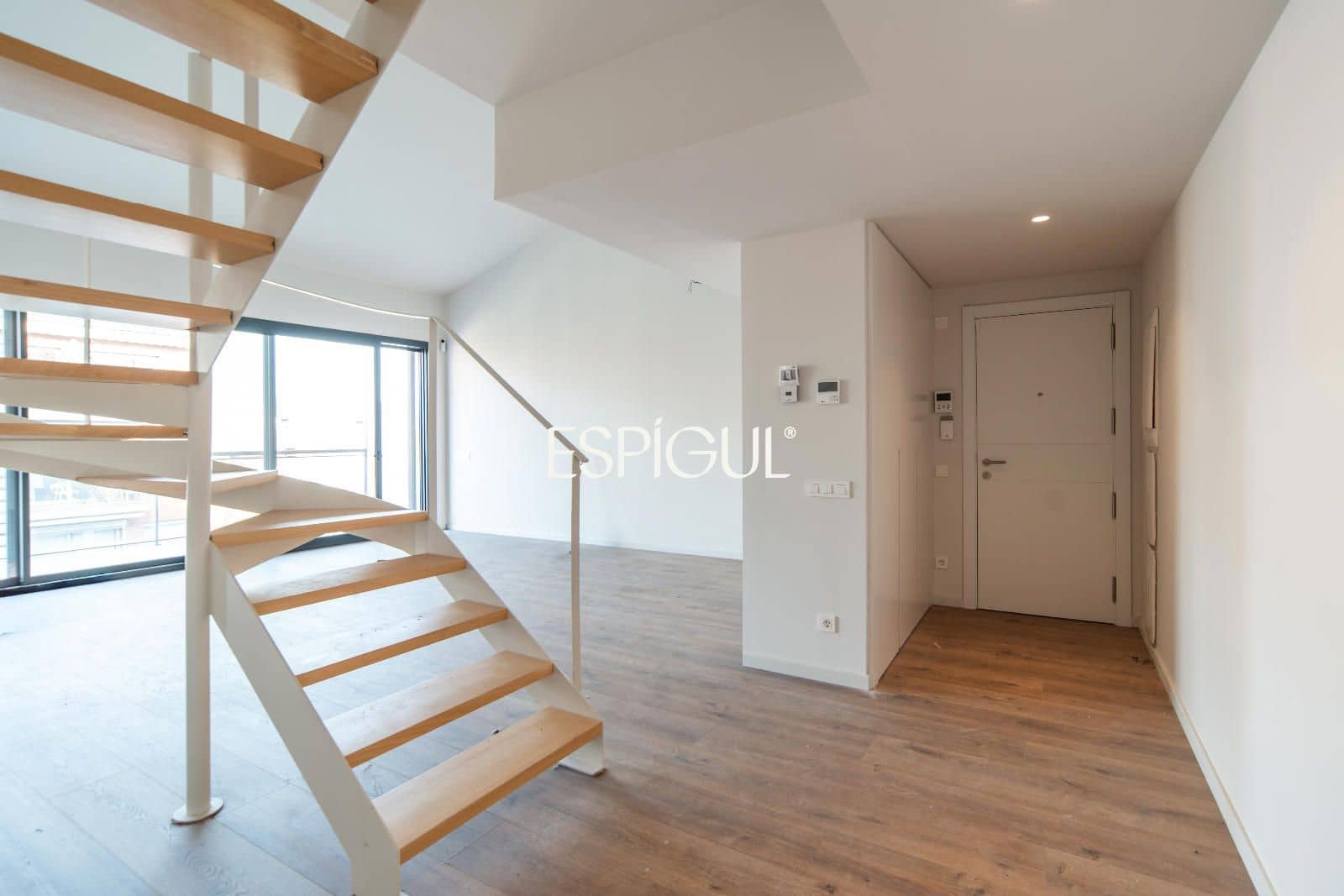 Ático de 7 habitaciones en Girona ciudad en venta con garaje - 1.200.000 € (Ref: 10015986)