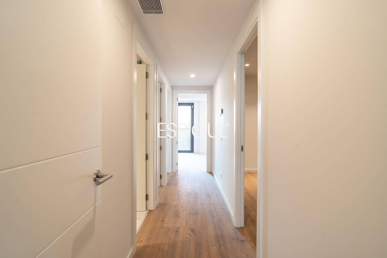 Ático de 7 habitaciones en Girona ciudad en venta con garaje - 1.200.000 € (Ref: 10015986)