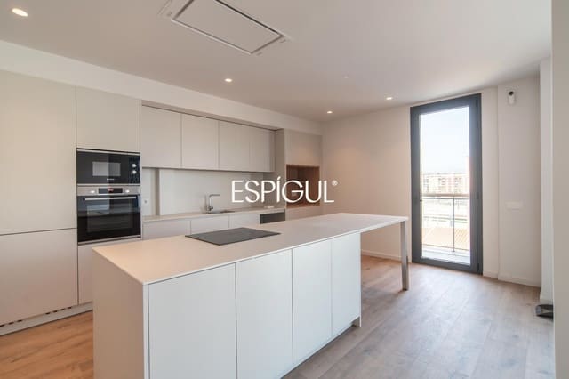 Ático de 7 habitaciones en Girona ciudad en venta con garaje - 1.200.000 € (Ref: 10015986)