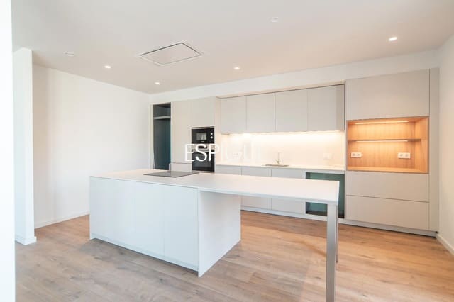 Ático de 7 habitaciones en Girona ciudad en venta con garaje - 1.200.000 € (Ref: 10015986)