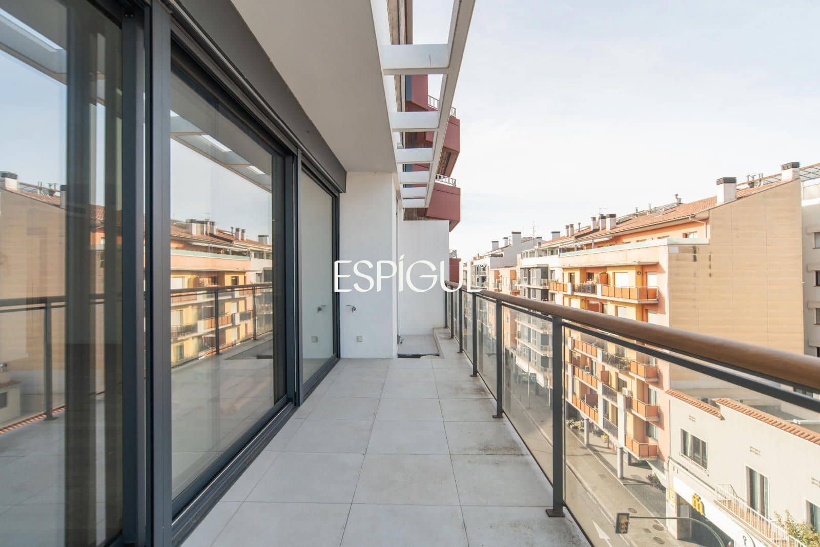 Ático de 7 habitaciones en Girona ciudad en venta con garaje - 1.200.000 € (Ref: 10015986)