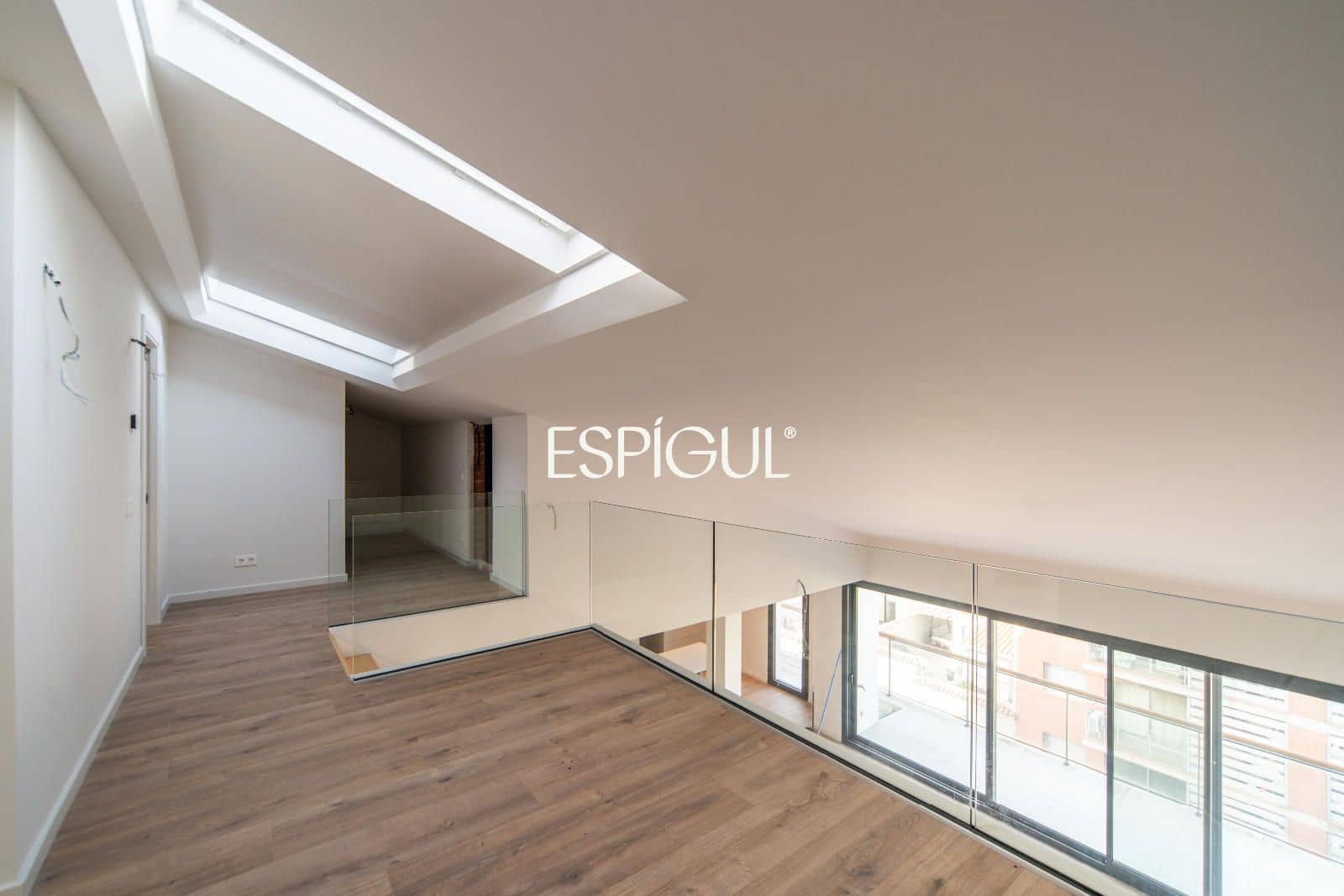 Ático de 7 habitaciones en Girona ciudad en venta con garaje - 1.200.000 € (Ref: 10015986)