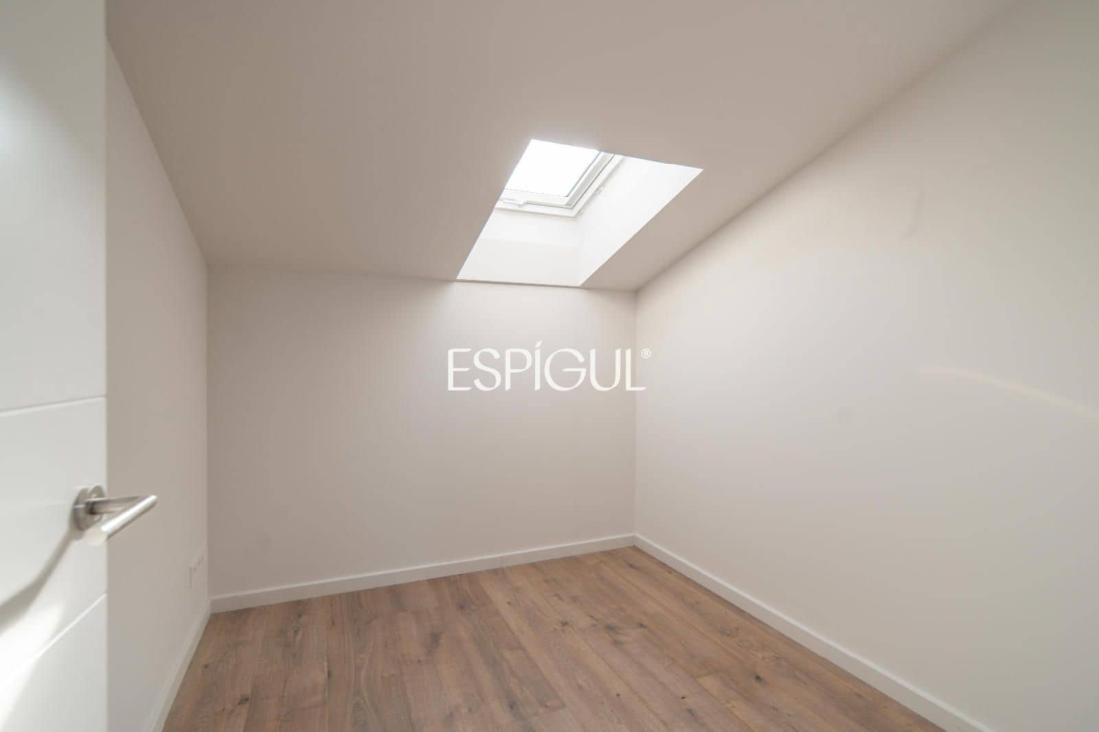 Ático de 7 habitaciones en Girona ciudad en venta con garaje - 1.200.000 € (Ref: 10015986)
