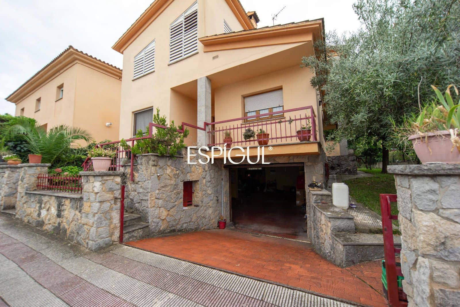 4 camera da letto Villa in vendita in Girona citta con garage - 800.000 € (Rif: 10015988)