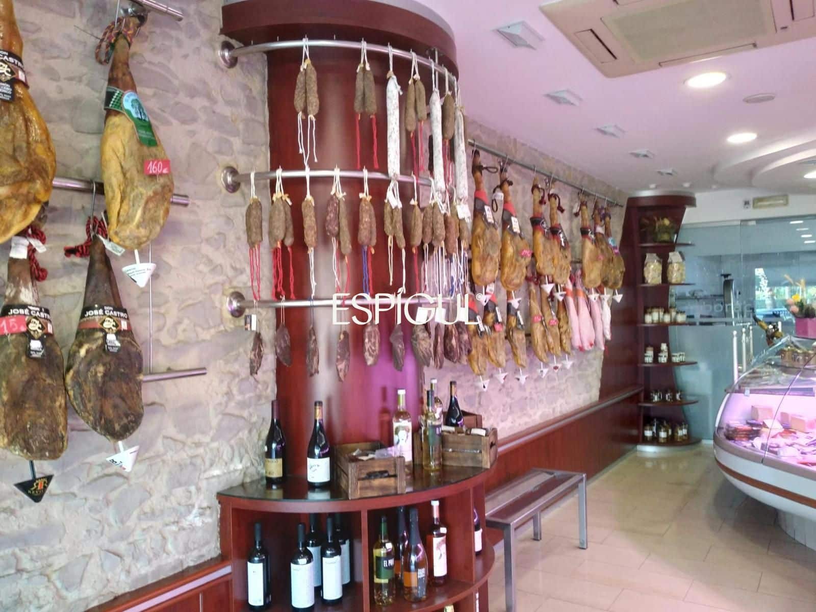 Commercial for sale in Angles - € 250,000 (Ref: 10015990)