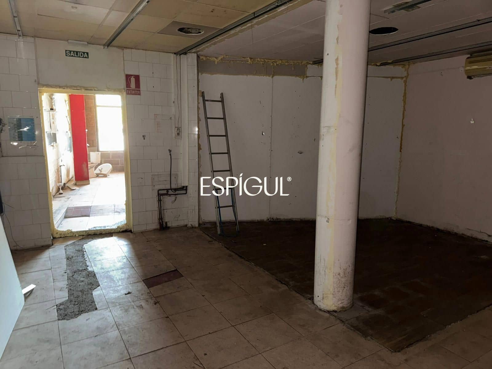 Commercial for sale in Bordils - € 215,000 (Ref: 10015992)