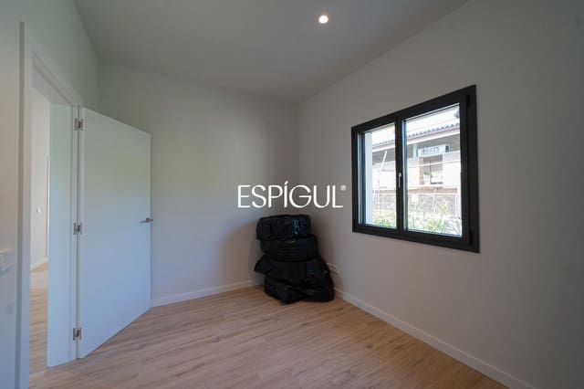 4 Zimmer Villa zu verkaufen in Banyoles - 575.000 € (Ref: 10015995)
