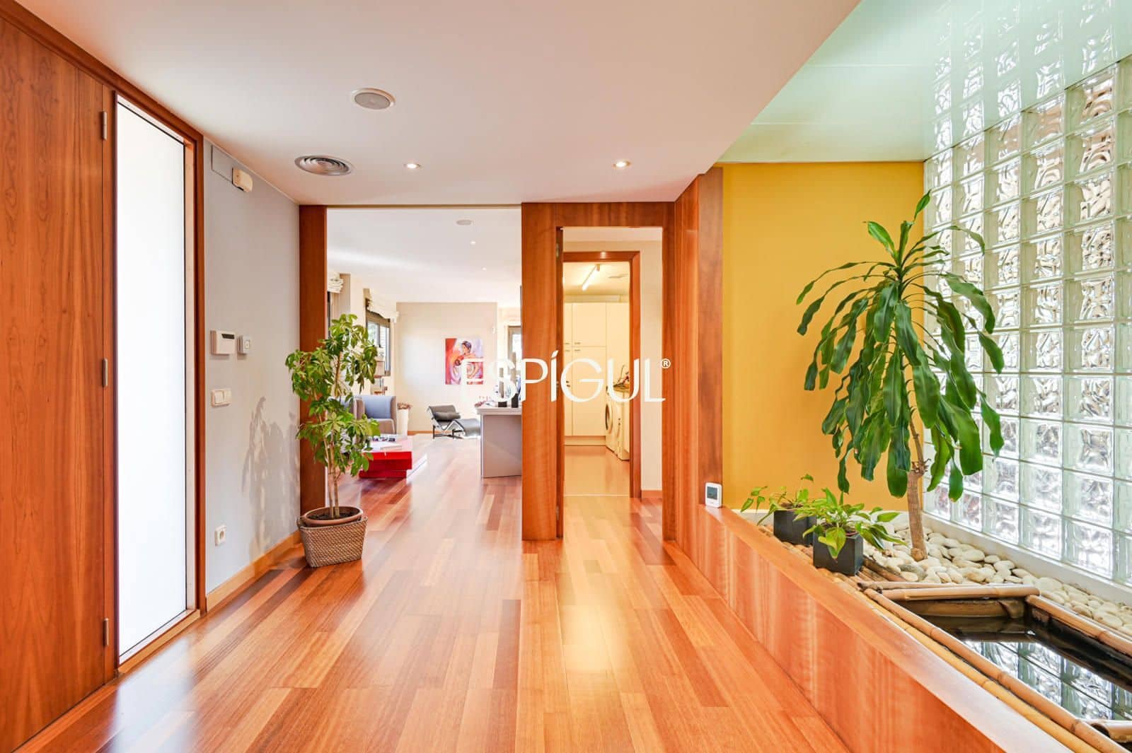 5 bedroom Villa for sale in Sarria de Ter with pool garage - € 890,000 (Ref: 10015996)