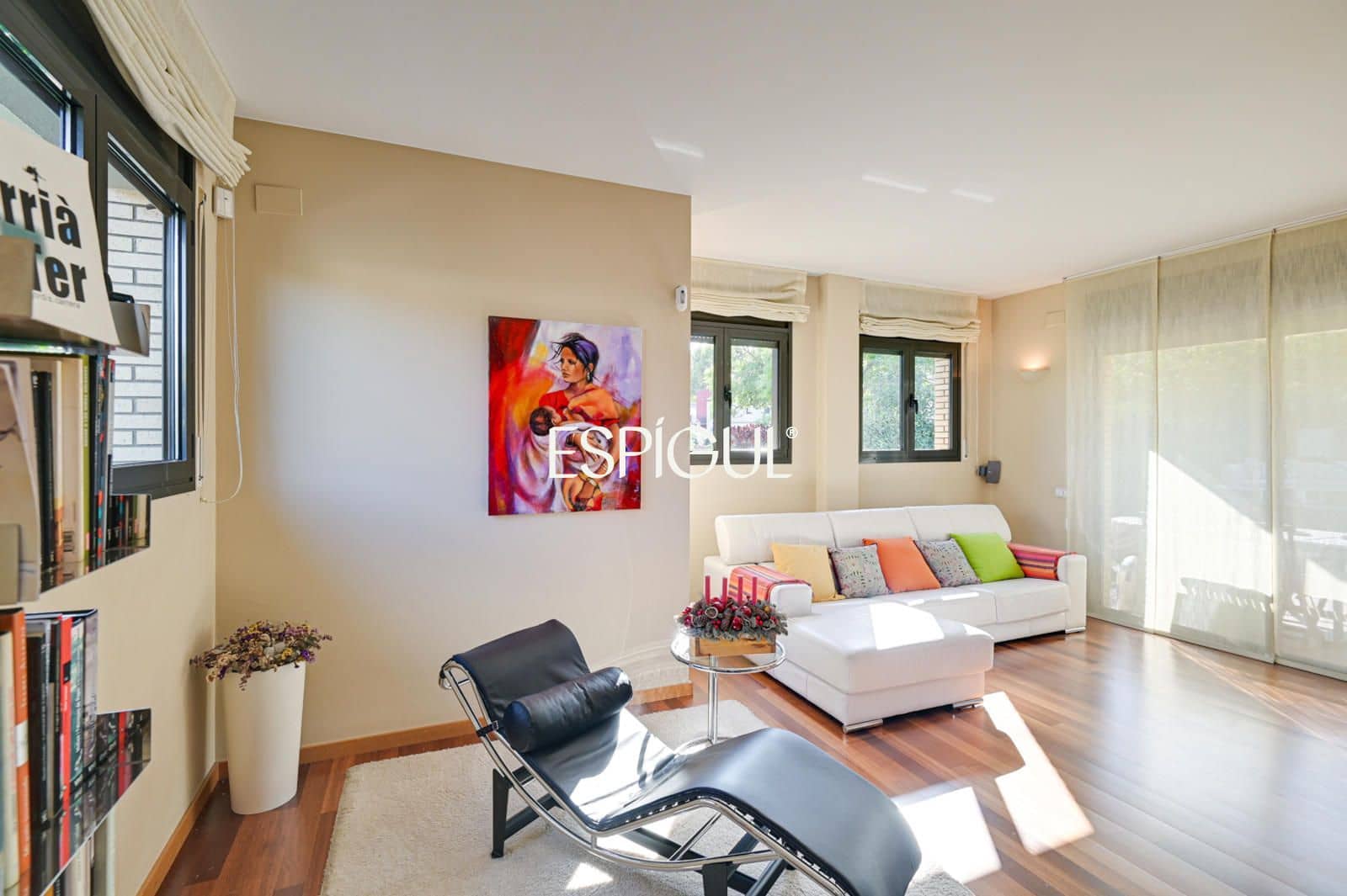 5 bedroom Villa for sale in Sarria de Ter with pool garage - € 890,000 (Ref: 10015996)