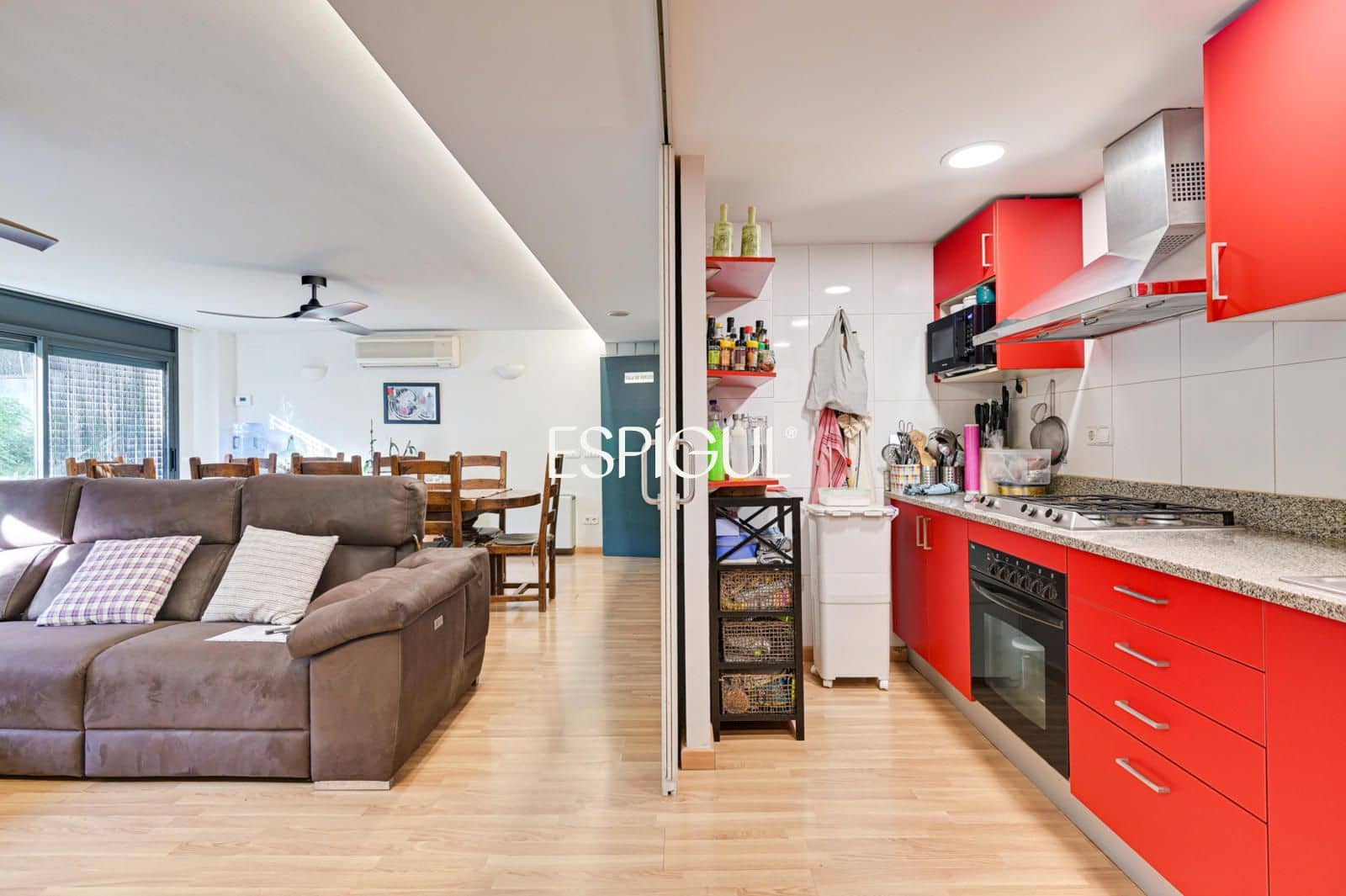5 bedroom Villa for sale in Sarria de Ter with pool garage - € 890,000 (Ref: 10015996)