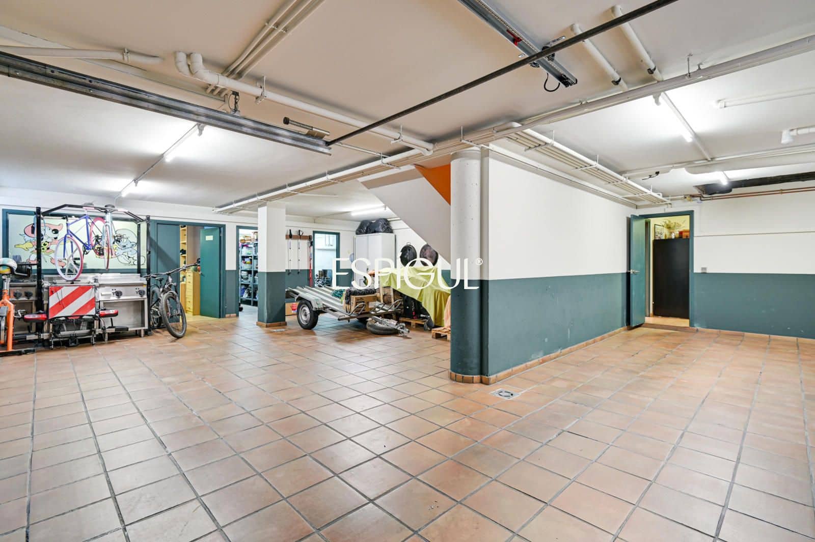 5 bedroom Villa for sale in Sarria de Ter with pool garage - € 890,000 (Ref: 10015996)
