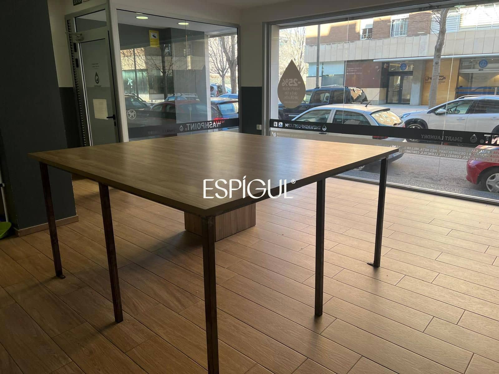 Commercial for sale in Girona city - € 140,000 (Ref: 10015997)