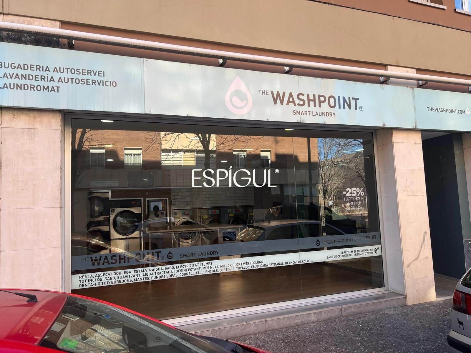 Commercial for sale in Girona city - € 140,000 (Ref: 10015997)