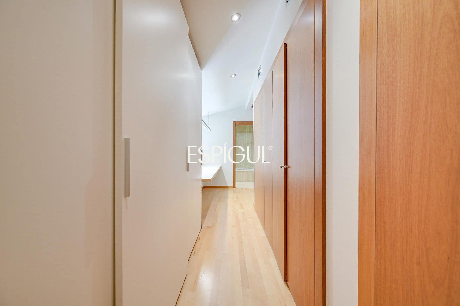 3 bedroom Penthouse for sale in Girona city with pool garage - € 1,700,000 (Ref: 10015998)