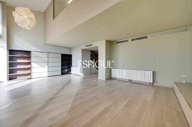 3 slaapkamer Penthouse te koop in Gerona stad met zwembad garage - € 1.700.000 (Ref: 10015998)