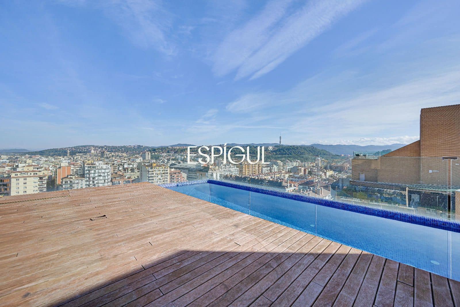 3 bedroom Penthouse for sale in Girona city with pool garage - € 1,700,000 (Ref: 10015998)