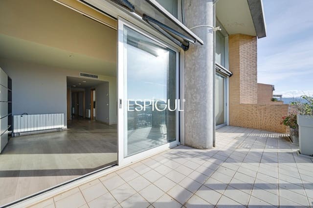 3 slaapkamer Penthouse te koop in Gerona stad met zwembad garage - € 1.700.000 (Ref: 10015998)