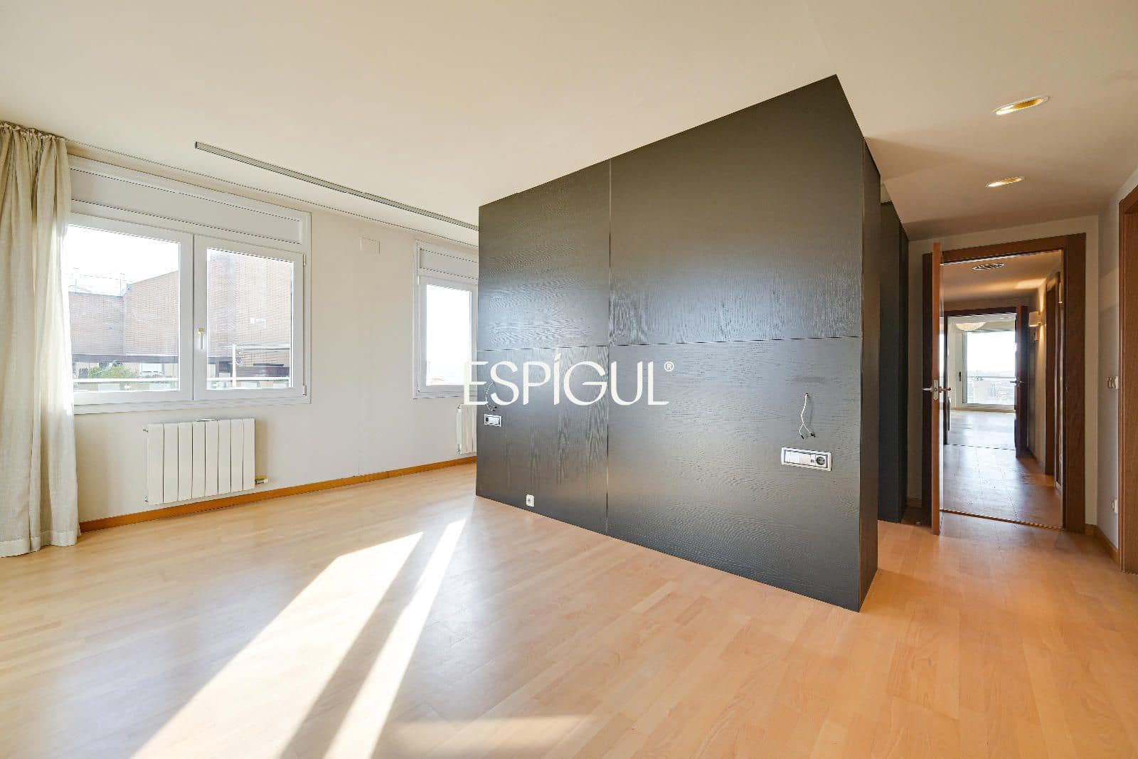 3 bedroom Penthouse for sale in Girona city with pool garage - € 1,700,000 (Ref: 10015998)