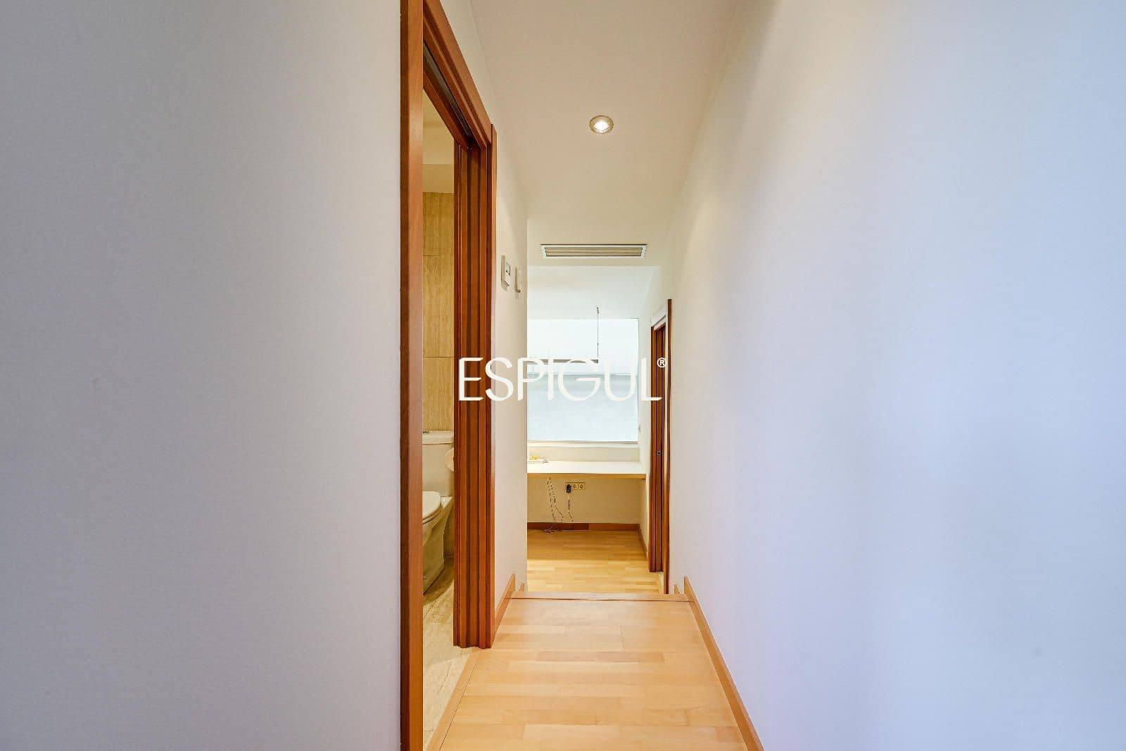 3 bedroom Penthouse for sale in Girona city with pool garage - € 1,700,000 (Ref: 10015998)