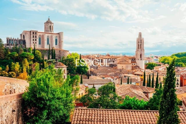 Garage for sale in Girona city - € 21,000 (Ref: 10015999)