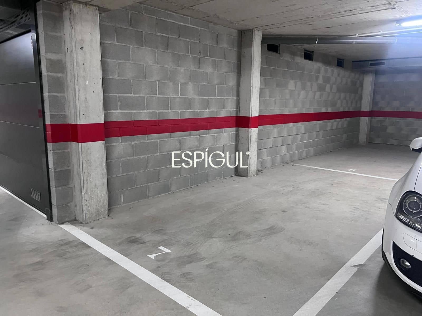 Garage for sale in Fornells de la Selva - € 15,000 (Ref: 10016002)