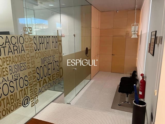Kontor til salgs i Girona by - € 210 000 (Ref: 10016003)