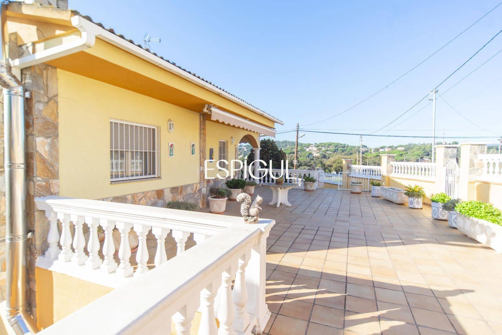 7 slaapkamer Villa te koop in Macanet de la Selva met garage - € 350.000 (Ref: 10016004)