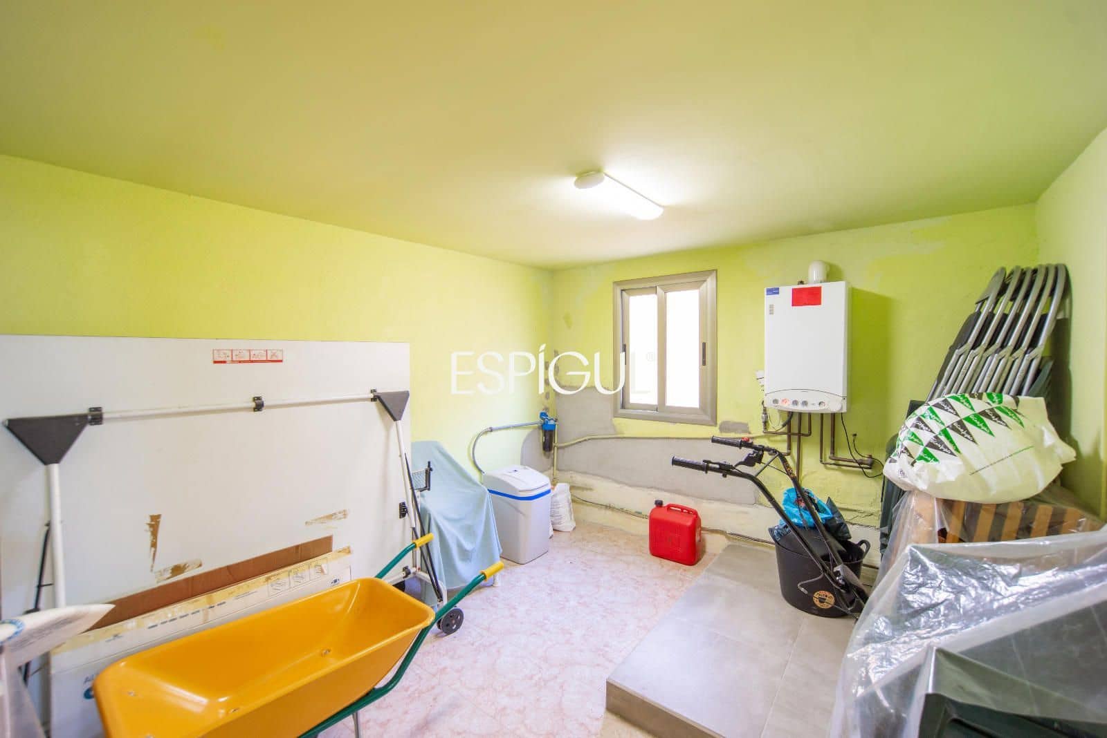 7 slaapkamer Villa te koop in Macanet de la Selva met garage - € 350.000 (Ref: 10016004)
