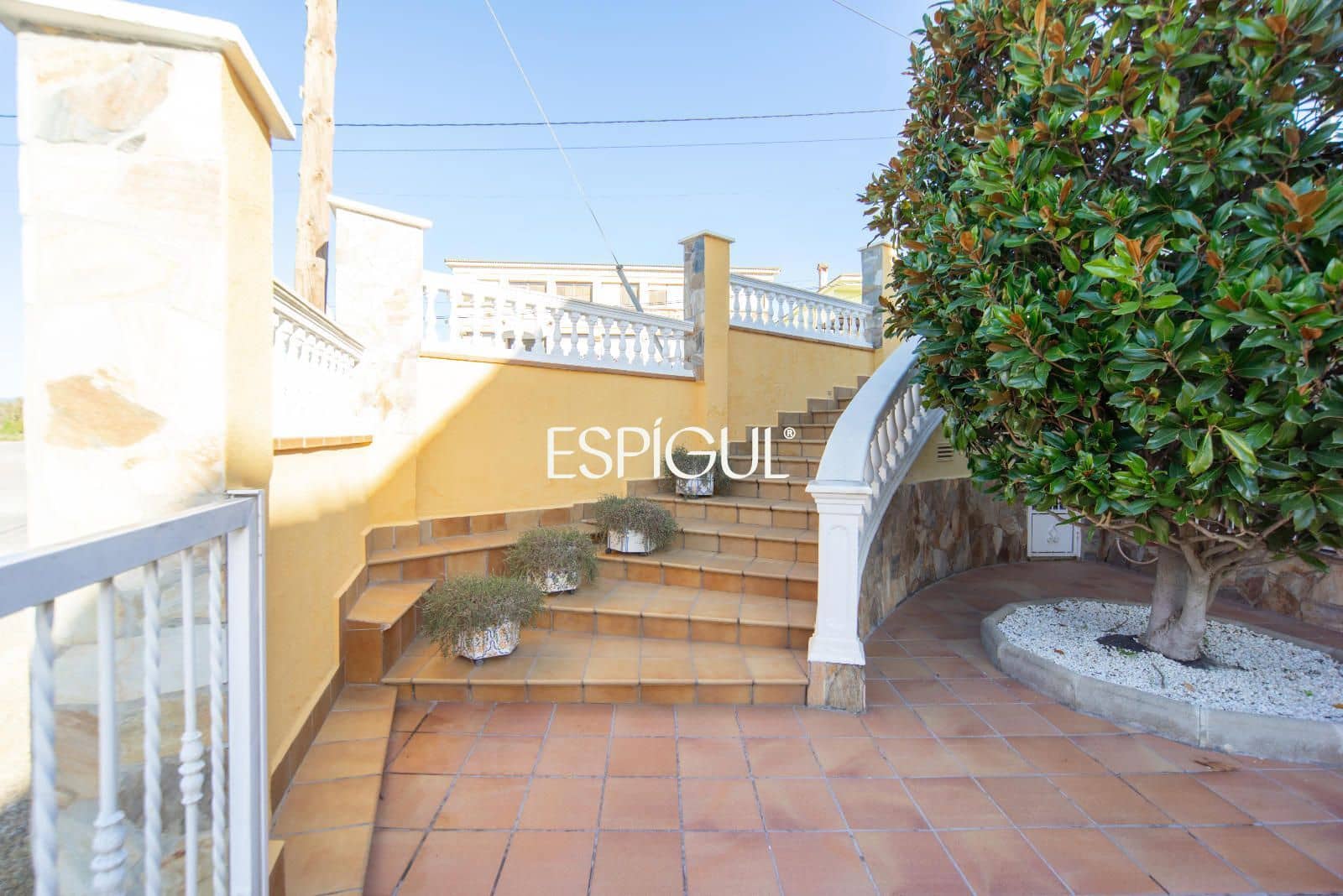 7 slaapkamer Villa te koop in Macanet de la Selva met garage - € 350.000 (Ref: 10016004)