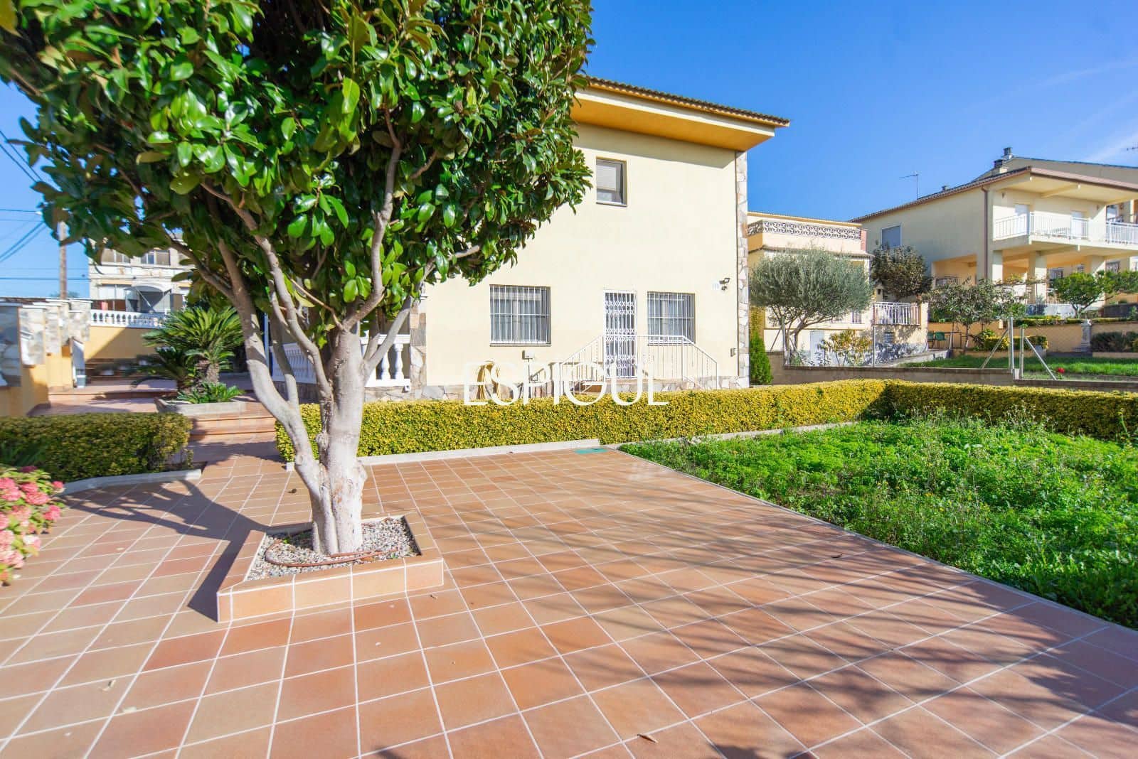 7 slaapkamer Villa te koop in Macanet de la Selva met garage - € 350.000 (Ref: 10016004)