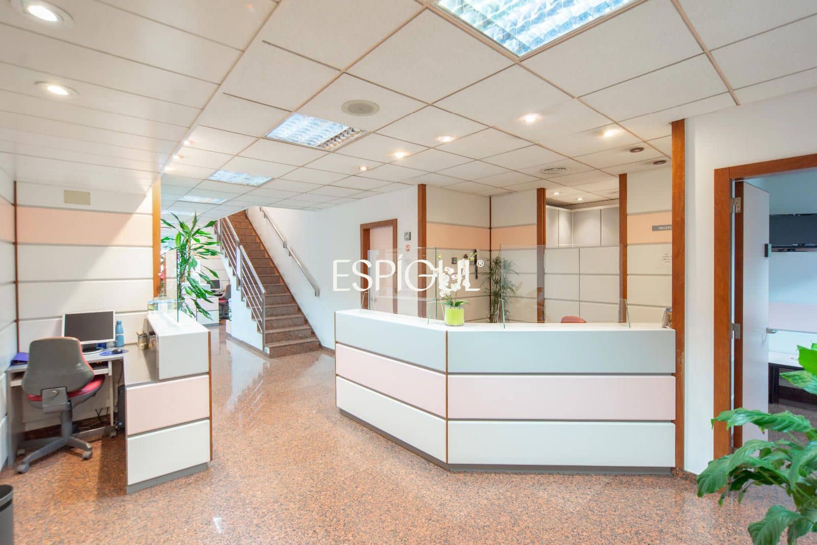 4 soveværelse Penthouse til salg i Girona by - € 500.000 (Ref: 10016009)