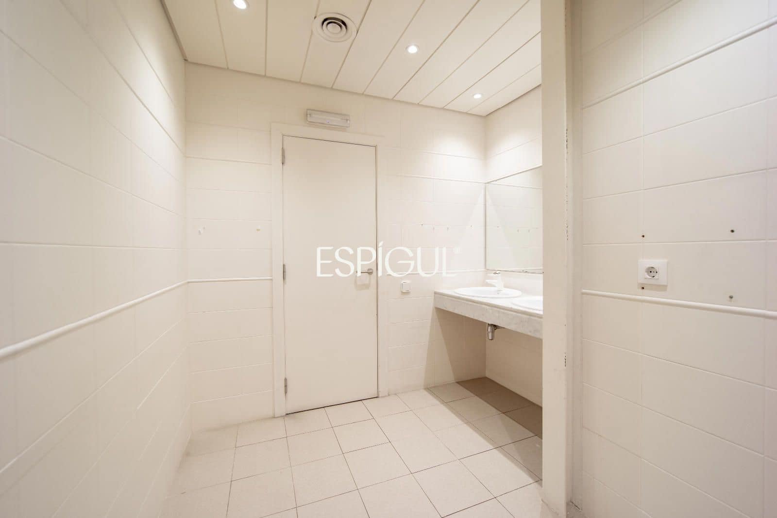 4 soveværelse Penthouse til salg i Girona by - € 500.000 (Ref: 10016009)
