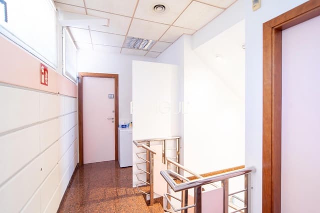 4 soveværelse Penthouse til salg i Girona by - € 500.000 (Ref: 10016009)
