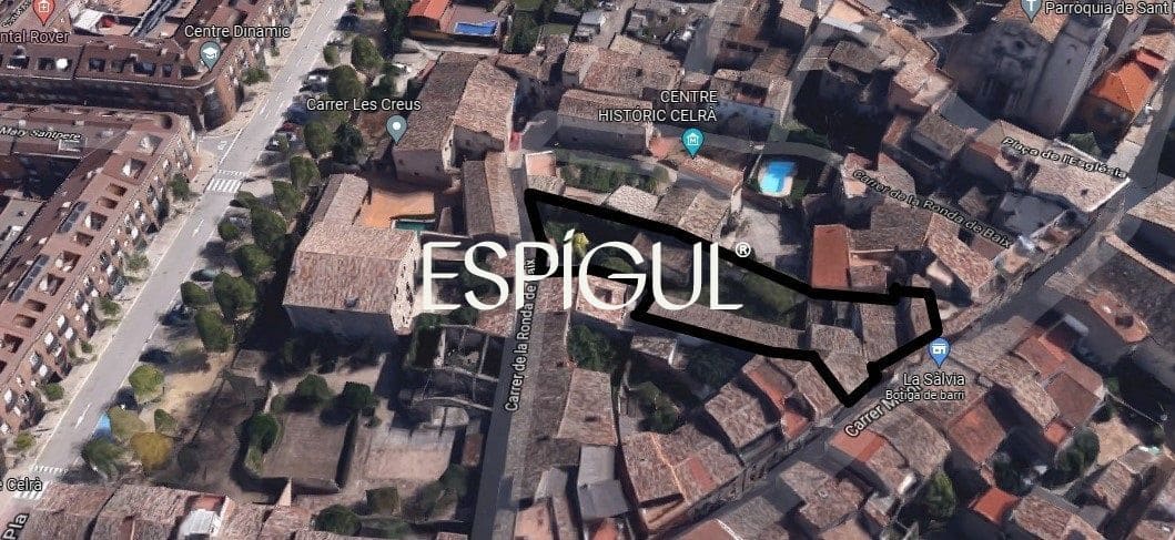 Terrain à Bâtir à vendre à Celra - 650 000 € (Ref: 10016018)