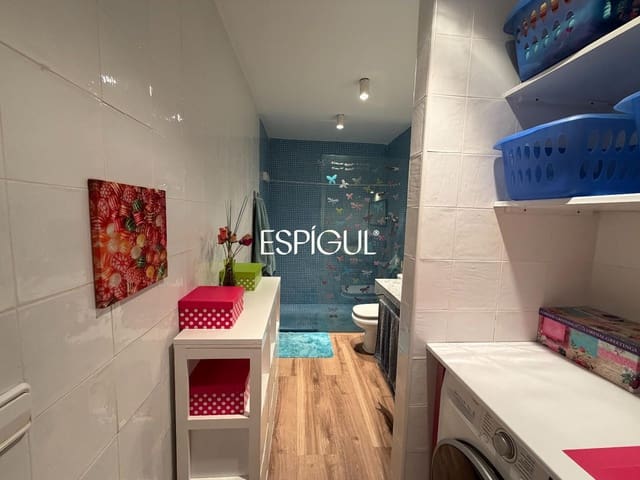 2 soverom Leilighet til salgs i Girona by med garasje - € 325 000 (Ref: 10016021)