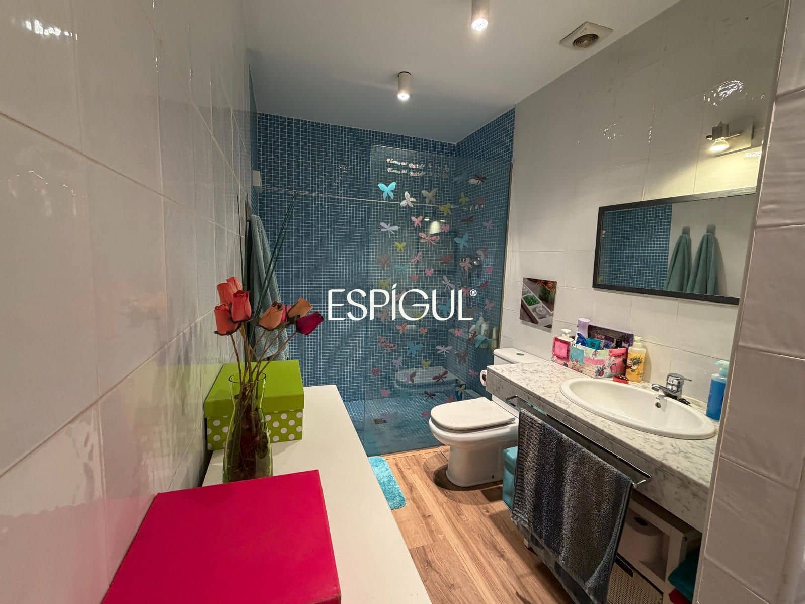 2 sypialnia Mieszkanie na sprzedaż w Miasto Girona z garażem - 325 000 € (Ref: 10016021)