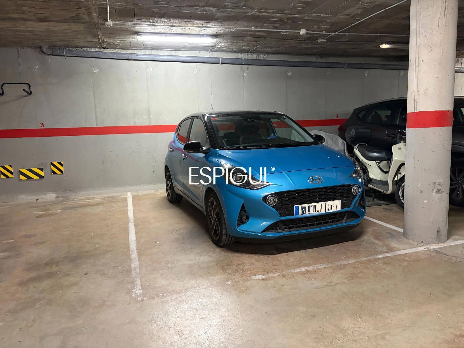 2 sypialnia Mieszkanie na sprzedaż w Miasto Girona z garażem - 325 000 € (Ref: 10016021)