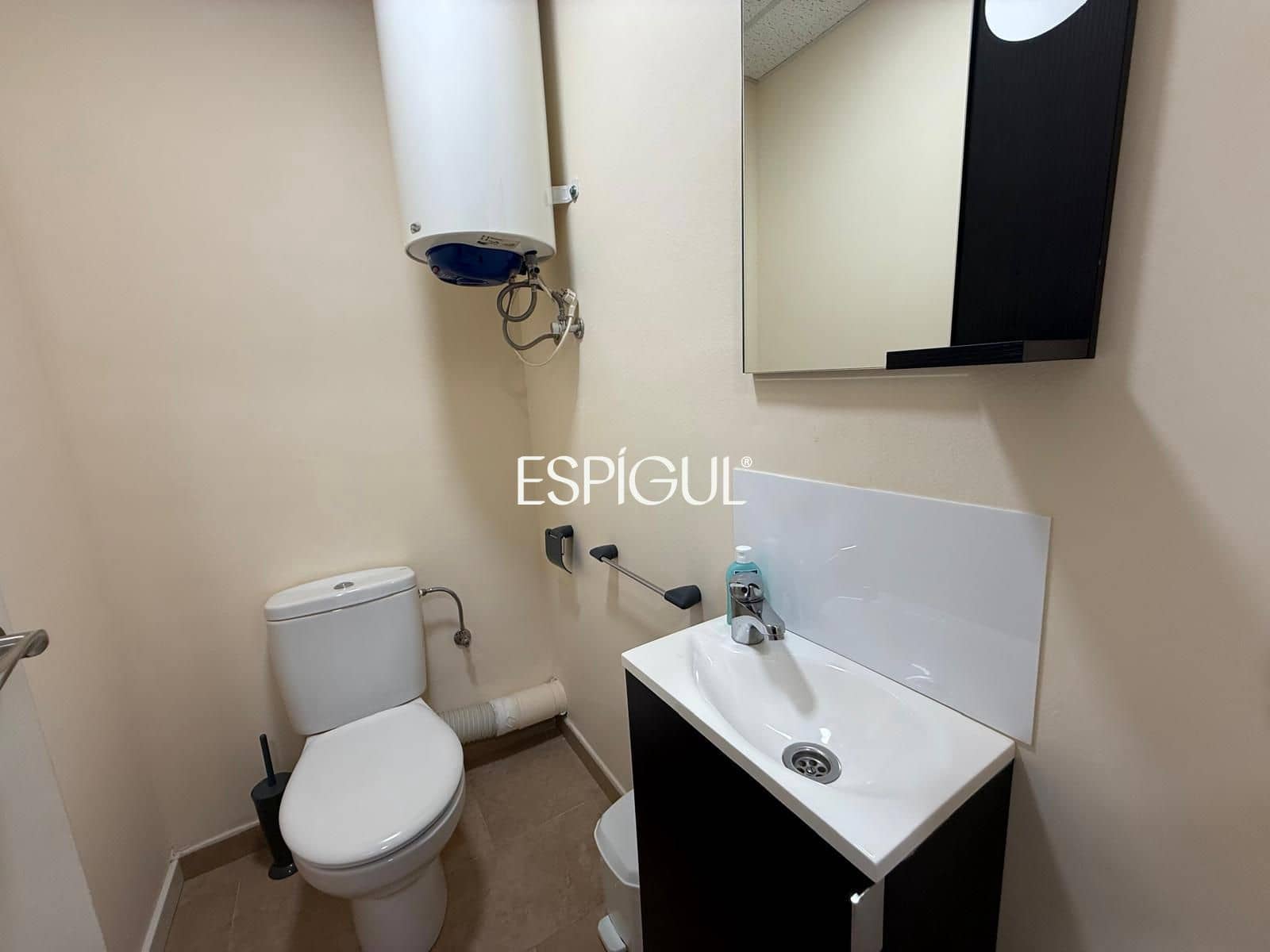 Büro zu vermieten in Girona Stadt - 650 € (Ref: 10016022)