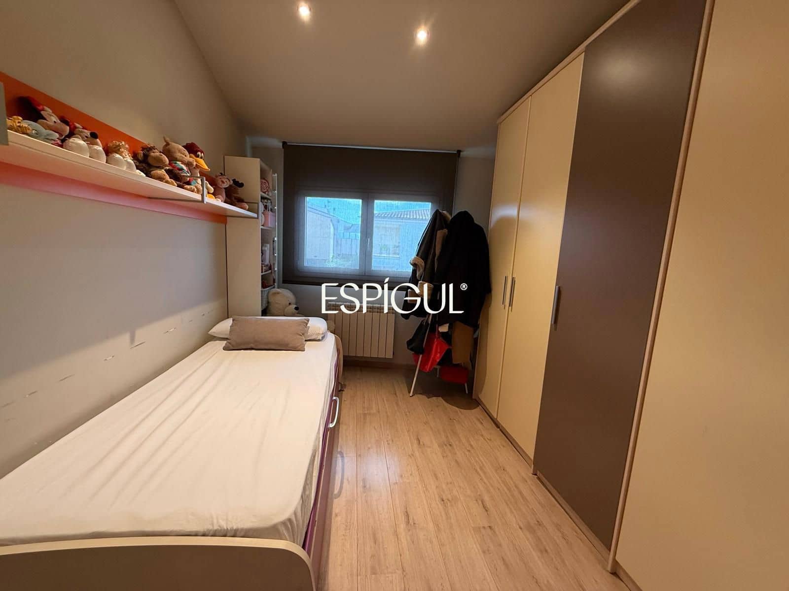 4 bedroom Villa for rent in Vilablareix with garage - € 1,975 (Ref: 10016023)