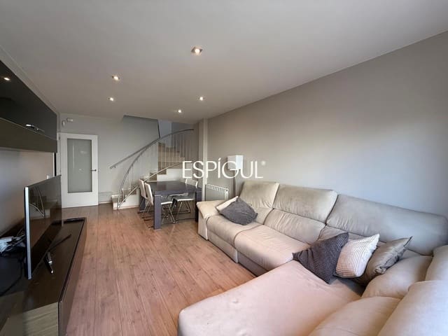 4 Zimmer Villa zu vermieten in Vilablareix mit Garage - 1.975 € (Ref: 10016023)